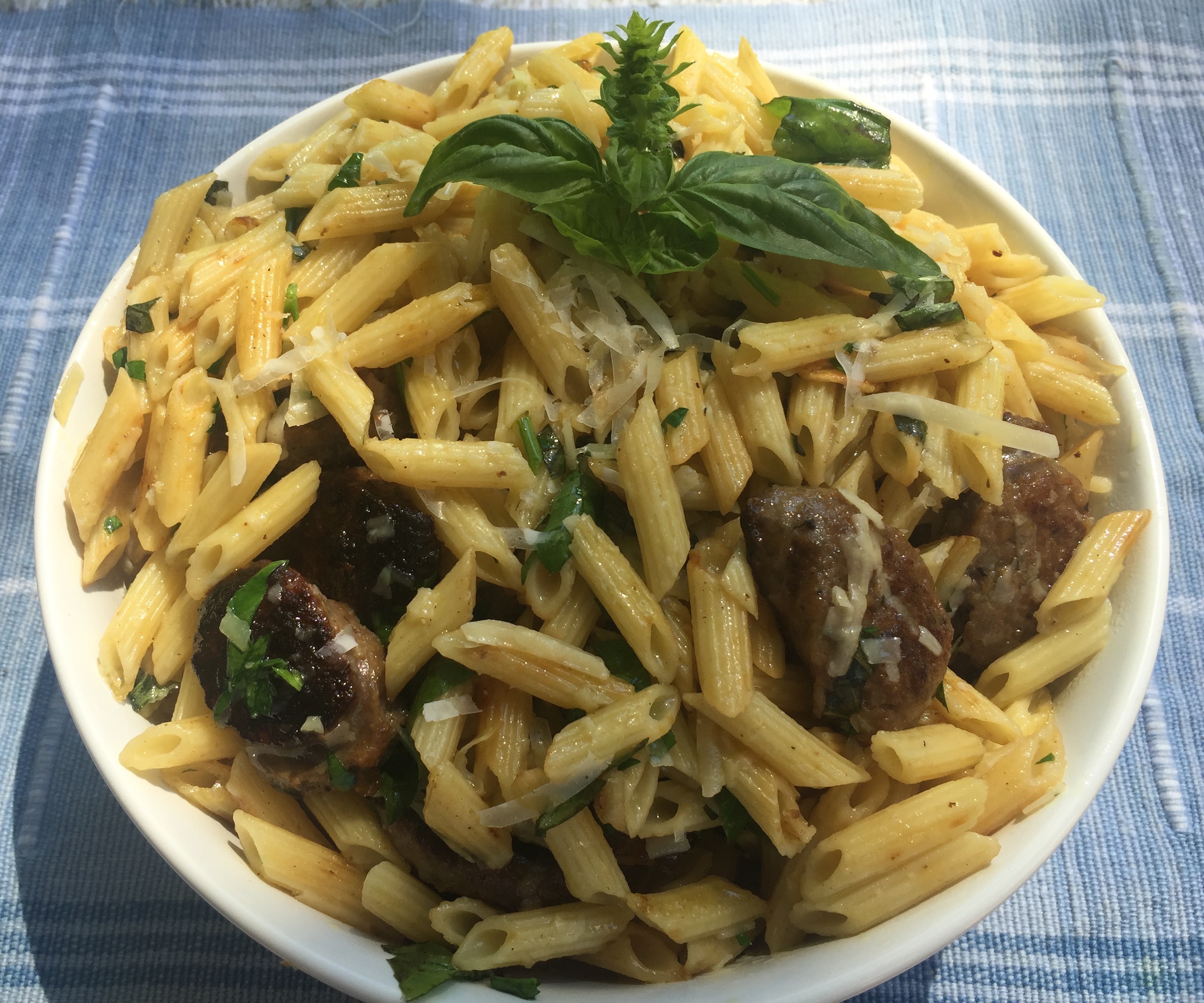 Pasta with Sausage, Olive Oil, Garlic and Fresh Herbs – Impromptu